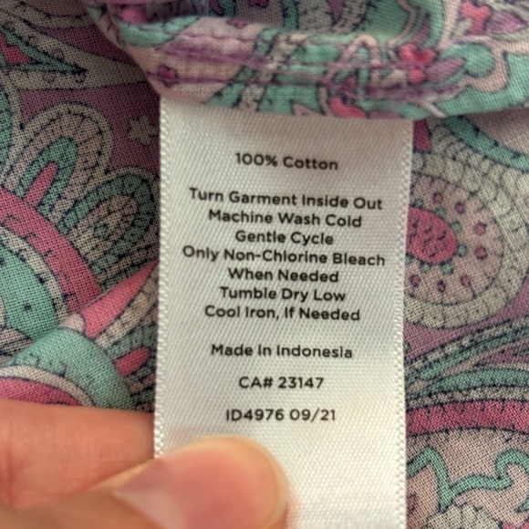 TALBOTS •Women’s Pastel Paisley Half Button Ruffle Neckline Long Sleeve Top Sz M - Picture 5 of 5